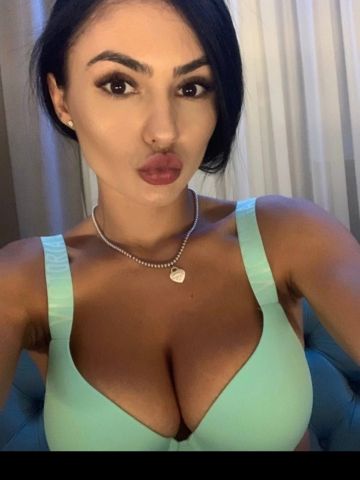 Полина